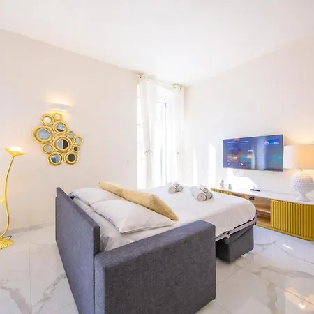 Luxury With 2 Bedrooms, 2 Bathrooms, 6 Guests Apartamento