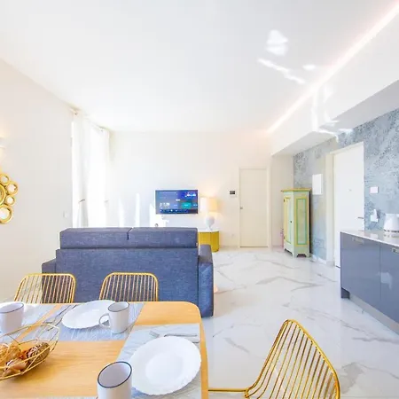Luxury With 2 Bedrooms, 2 Bathrooms, 6 Guests Apartamento