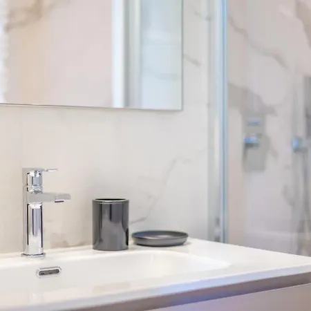 Apartamento Luxury With 2 Bedrooms, 2 Bathrooms, 6 Guests Sestri Levante